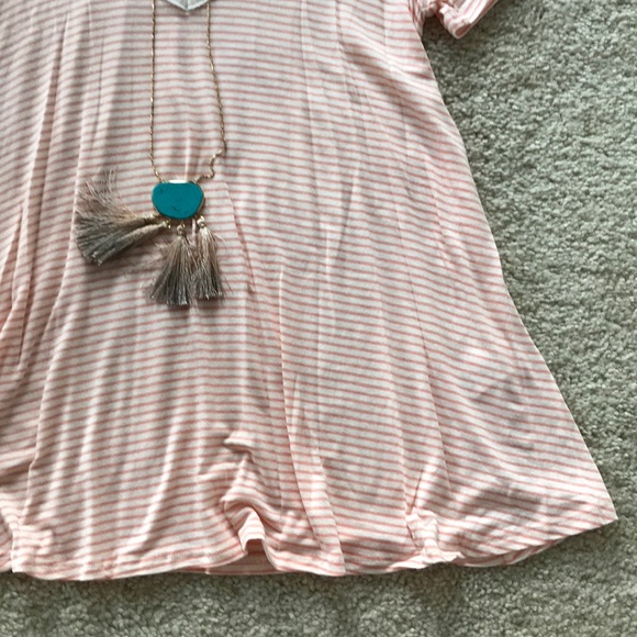 Striped Cold Shoulder Top - Picture 4 of 6